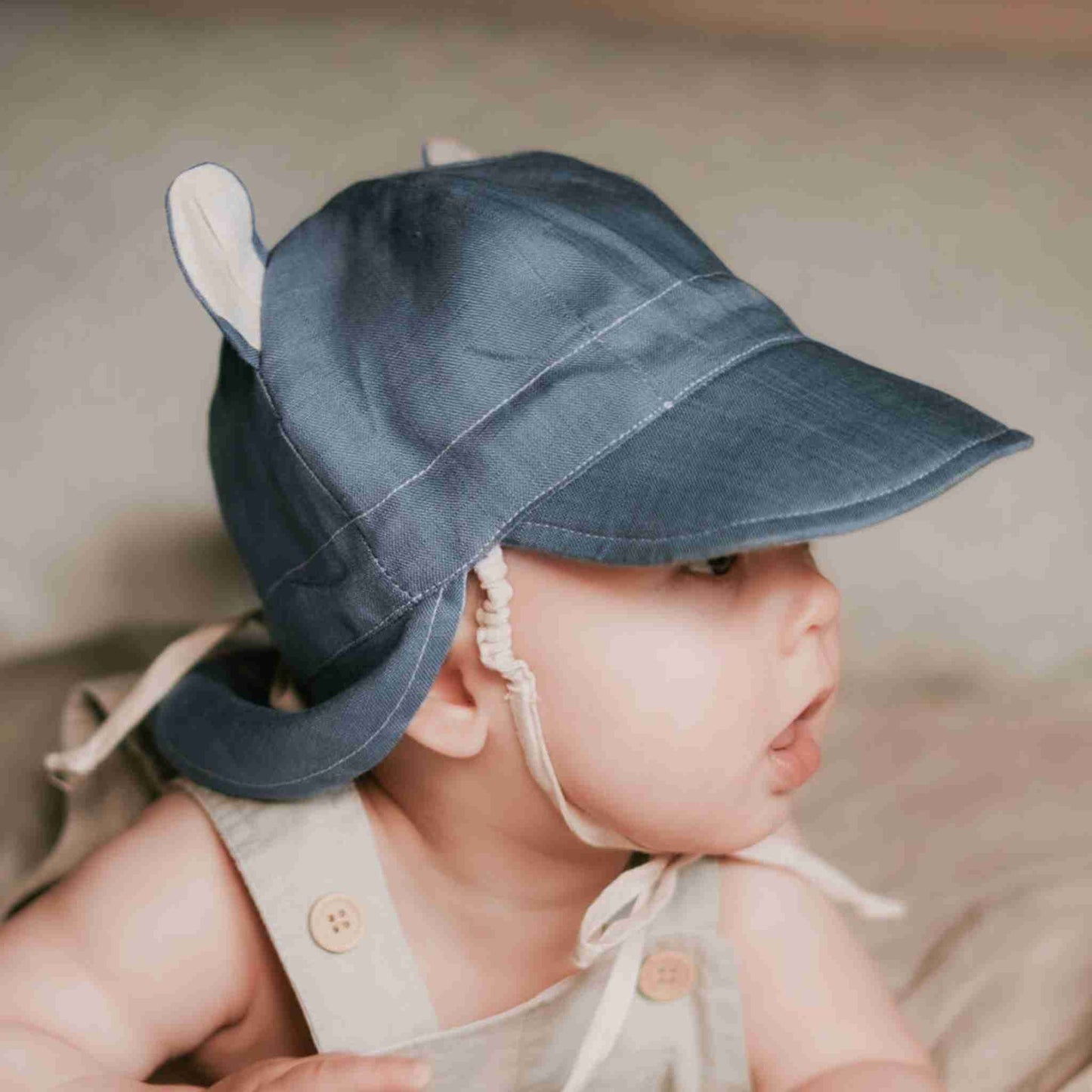 'Roamer' Baby Reversible Teddy Flap Sun Hat - Steele / Flax