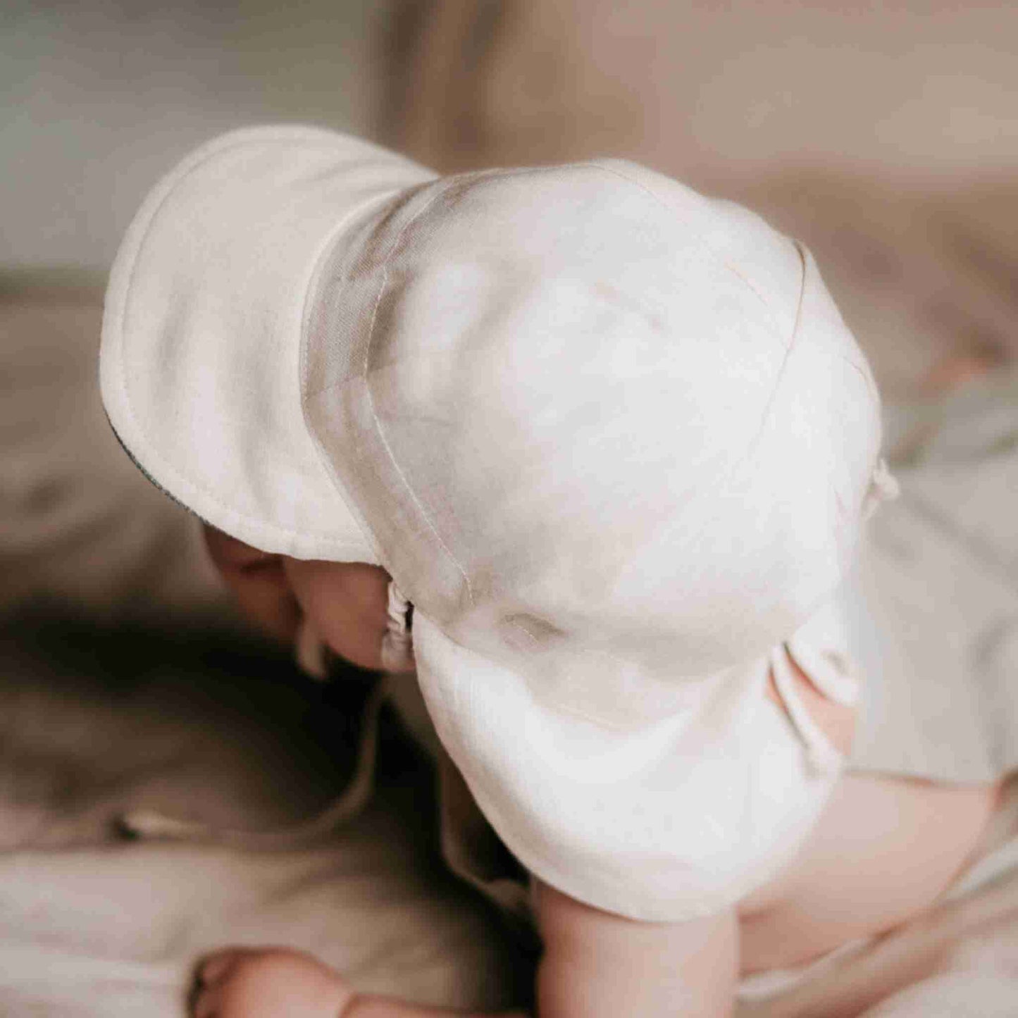 'Roamer' Baby Reversible Teddy Flap Sun Hat - Steele / Flax