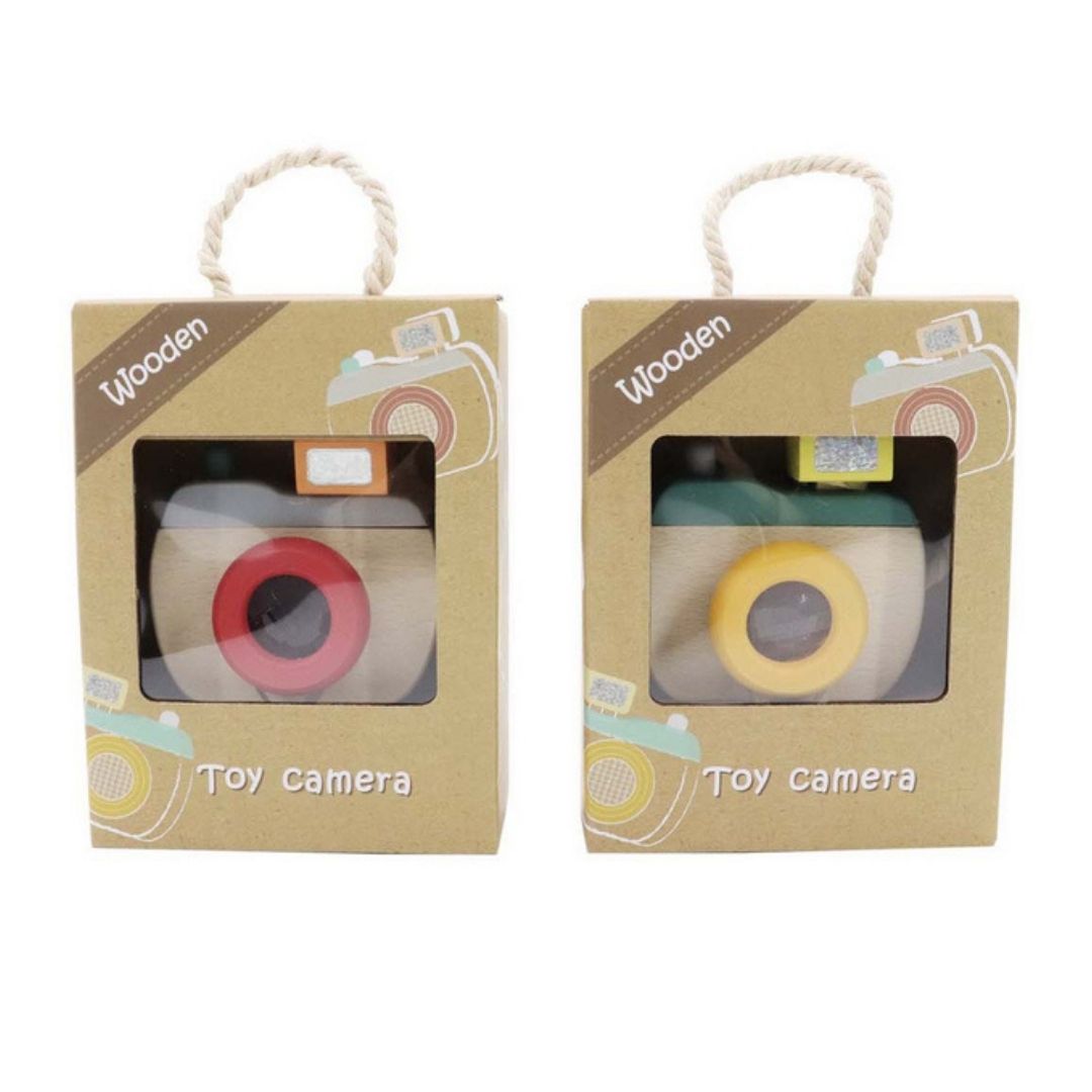 Made from solid timber, this beautifully finished pretend play camera is painted in non toxic paint and features a prism kaleidoscope to look through and see amazing patterns